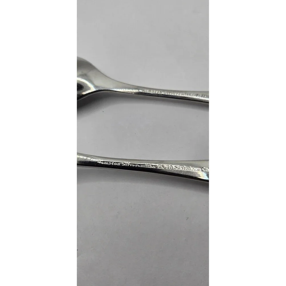 Hampton Silversmiths 20 Piece + Set Stainless Steel Flatware